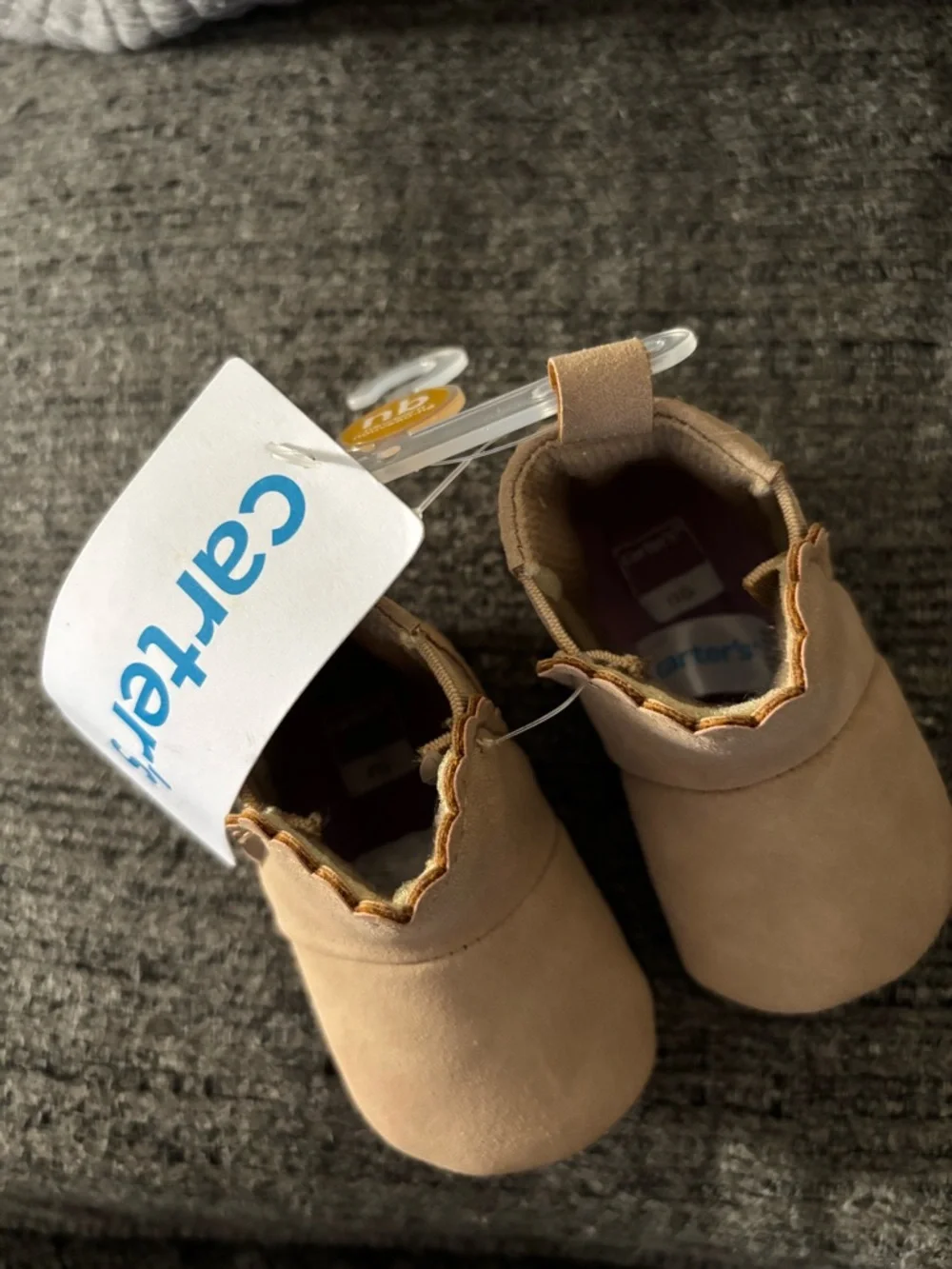 NEW Carter’s Adorable Baby Girl Tan Scalloped  Booties Size Newborn